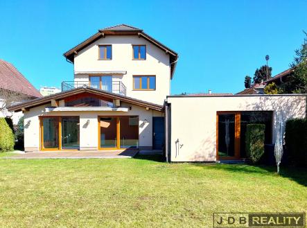 Prodej - dům/vila, 215 m² obrázek