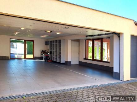 20250403_111246 | Prodej - dům/vila, 215 m²