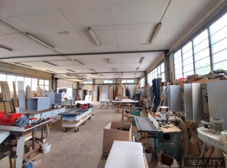 hala  (4) | Prodej - komerční objekt, výroba, 275 m²