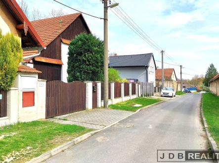 příjezd k pozemku | Prodej - pozemek pro bydlení, 821 m²