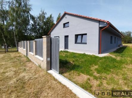 vjezd na pozemek | Pronájem bytu, 3+kk, 330 m²