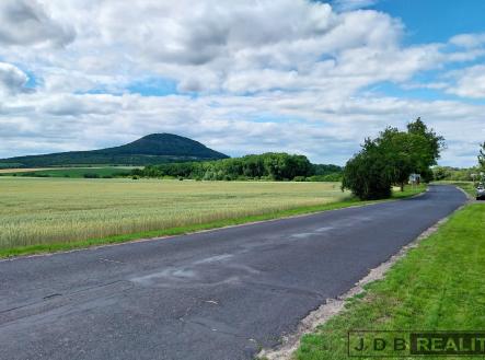příjezd do Černoučku | Prodej - pozemek pro bydlení, 632 m²