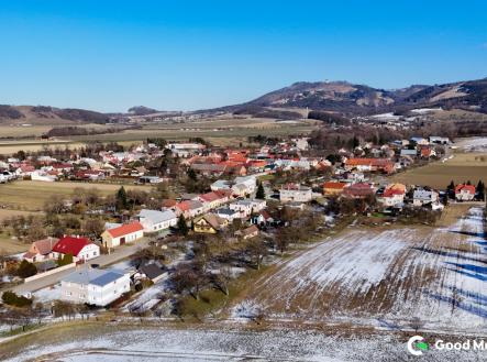 foto: 3 | Prodej - pozemek pro bydlení, 692 m²
