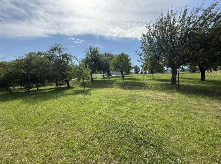 foto: 1 | Prodej - pozemek pro bydlení, 692 m²