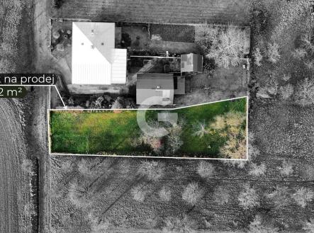 Prodej - pozemek pro bydlení, 692 m² obrázek