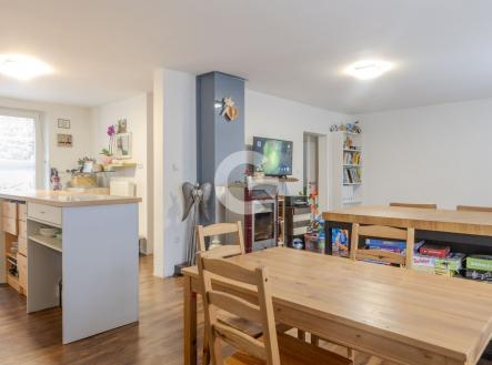 foto: 4 | Prodej - dům/vila, 198 m²