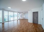 Pronájem bytu, 3+kk, 99 m²