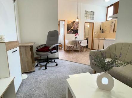 3E1A04D9-25FA-433A-B6DE-FE8FD75810AE.JPG | Prodej bytu, 2+kk, 32 m²