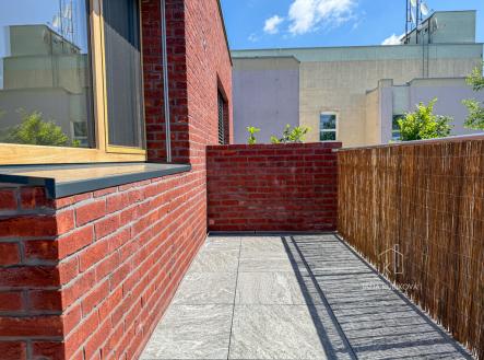 Pronájem bytu, 1+kk, 45 m²