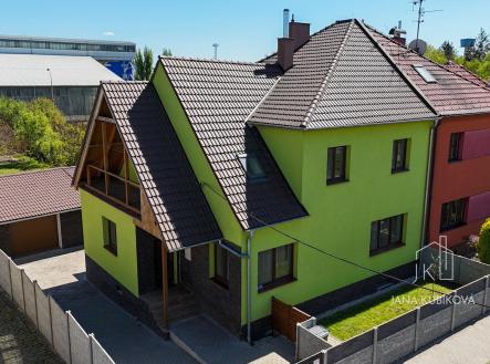 Prodej - dům/vila, 336 m²