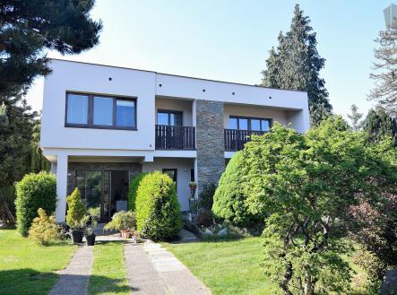 čelní pohled | Prodej - dům/vila, 230 m²