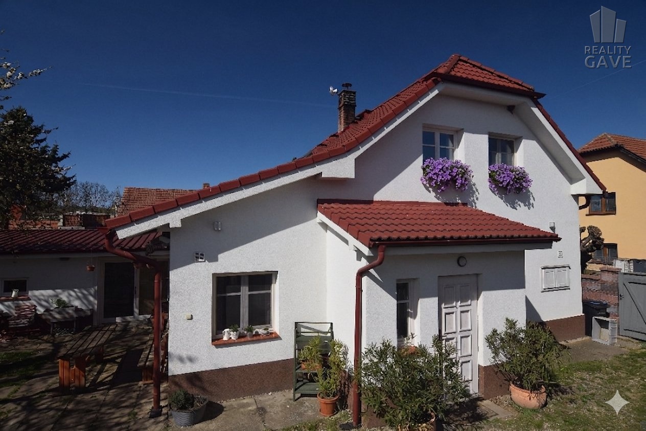 čelní pohled 4/2026