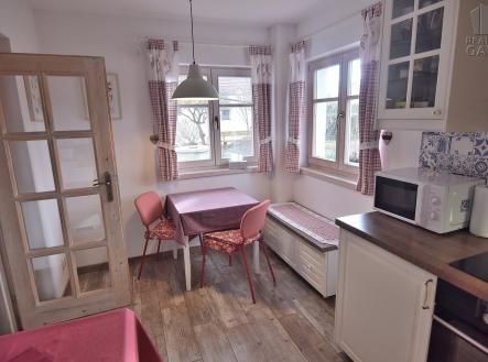posezení v kuchyni | Prodej - dům/vila, 158 m²