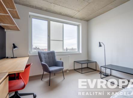 . | Pronájem bytu, 1+kk, 29 m²