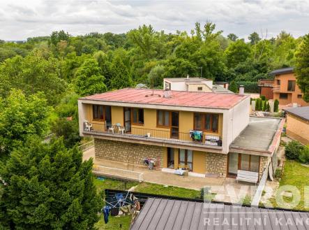 . | Prodej - dům/vila, 200 m²