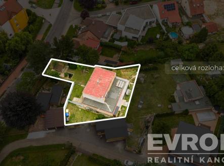 . | Prodej - dům/vila, 200 m²