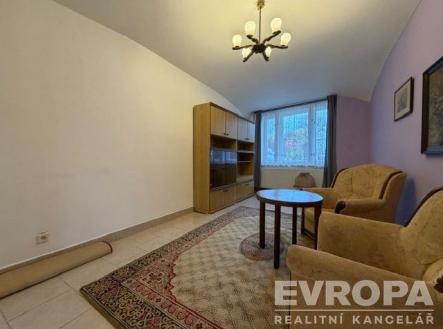 . | Pronájem bytu, 2+1, 80 m²