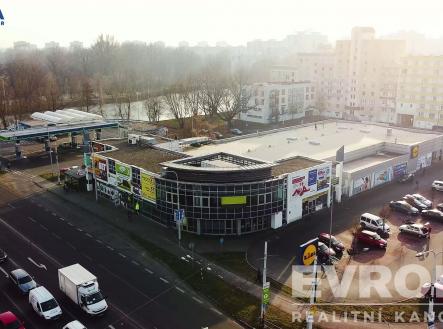 . | Pronájem - obchodní prostor, 540 m²