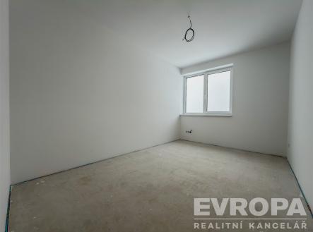 . | Pronájem bytu, 3+kk, 79 m²
