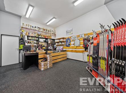 . | Prodej - obchodní prostor, 376 m²
