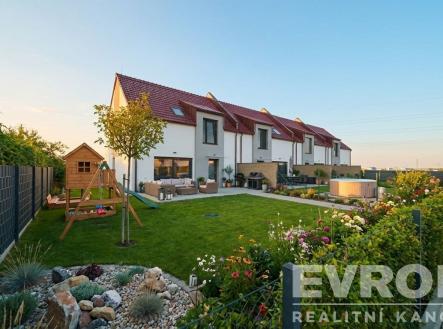 . | Prodej - dům/vila, 116 m²