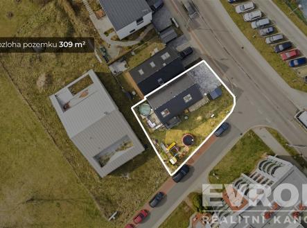 . | Prodej - dům/vila, 140 m²