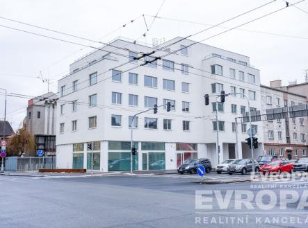 . | Pronájem bytu, 4+1, 68 m²