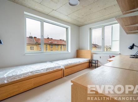 . | Pronájem bytu, 4+1, 68 m²