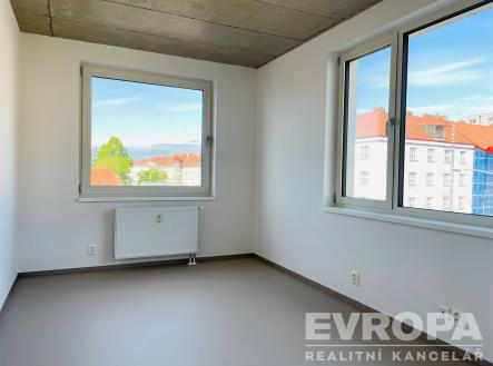 . | Pronájem bytu, 4+1, 67 m²