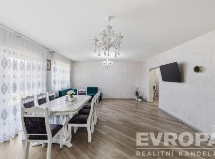 . | Prodej - dům/vila, 227 m²