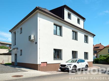 . | Prodej bytu, 3+kk, 95 m²