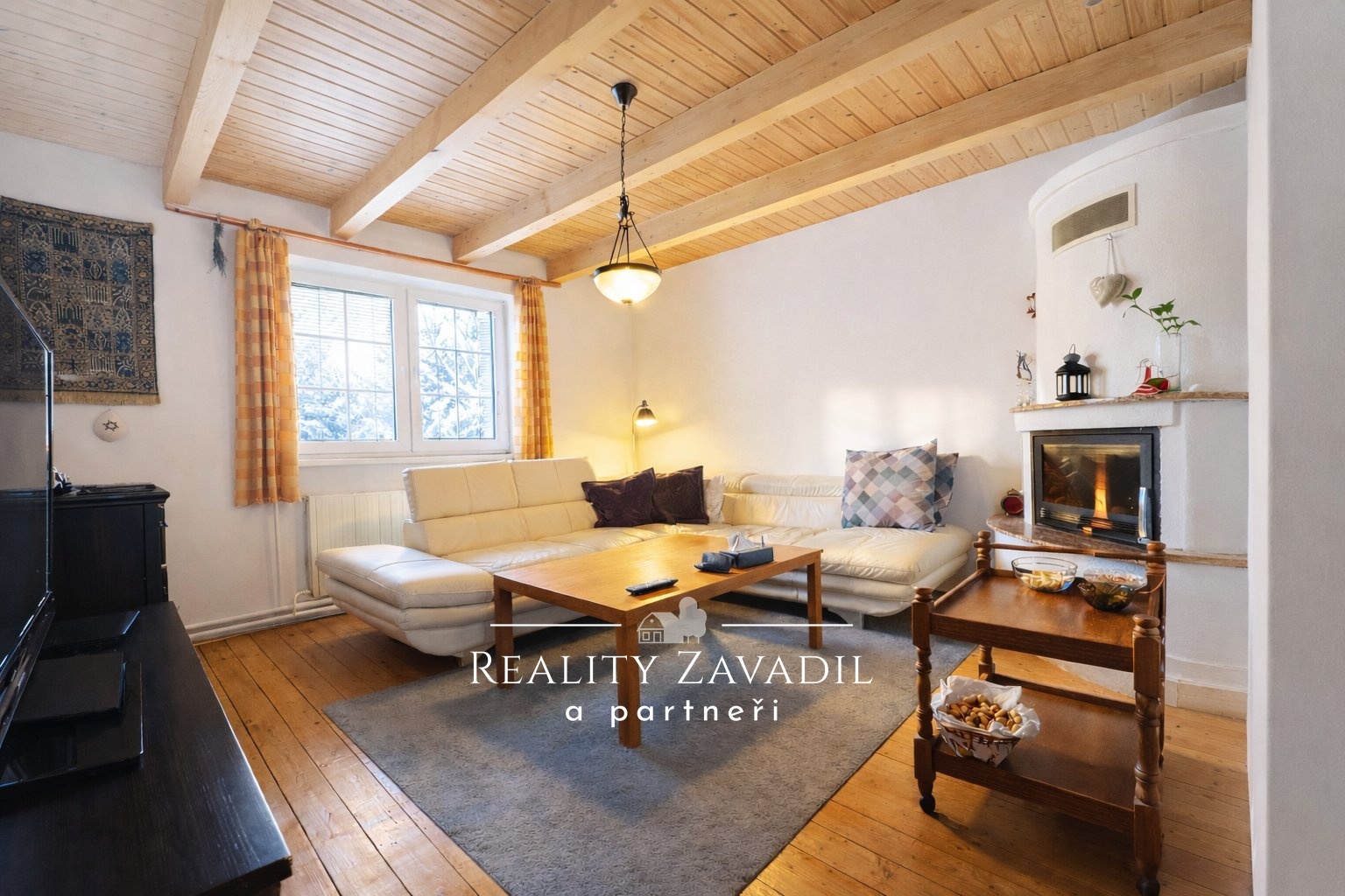 92E046CF-BE95-4249-82F4-ABFDC50BAB0B