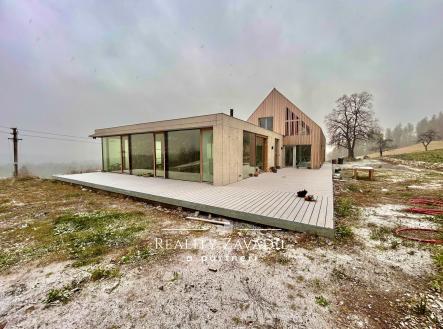 WhatsApp Image 2025-11-27 at 12.13.50 | Prodej - dům/vila, 273 m²