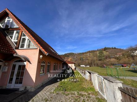 WhatsApp Image 2025-11-02 at 19.16.11 | Prodej - dům/vila, 220 m²