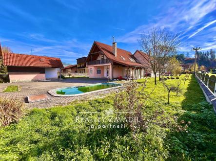 WhatsApp Image 2025-11-02 at 19.16.03 | Prodej - dům/vila, 220 m²