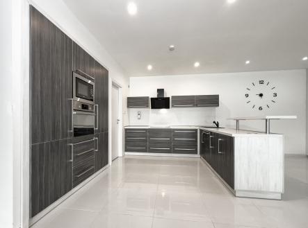 Pronájem - dům/vila, 120 m²