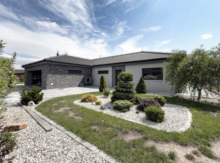 Pronájem - dům/vila, 120 m²