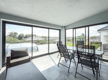 Pronájem - dům/vila, 120 m²