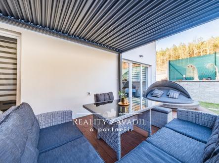 Prodej řadového domu 3+kk, 106 m², zahrada 152 m², Babice, Praha-Východ | Prodej - dům/vila, 106 m²