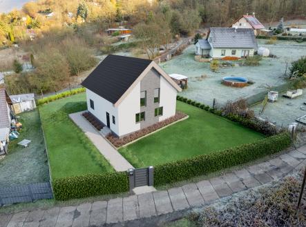 2 | Prodej - pozemek pro bydlení, 697 m²