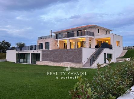 Villa2025_Cover | Prodej - dům/vila, 430 m²