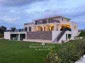 Prodej - dům/vila, 430 m²