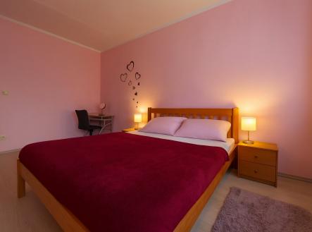 ChatGPT Image 23. 10. 2025 13_43_20 | Prodej bytu, 4+1, 86 m²