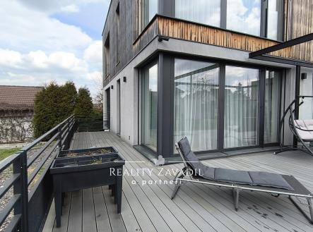 WhatsApp Image 2026-03-27 at 11.36.32 (6) | Pronájem bytu, 3+kk, 170 m²