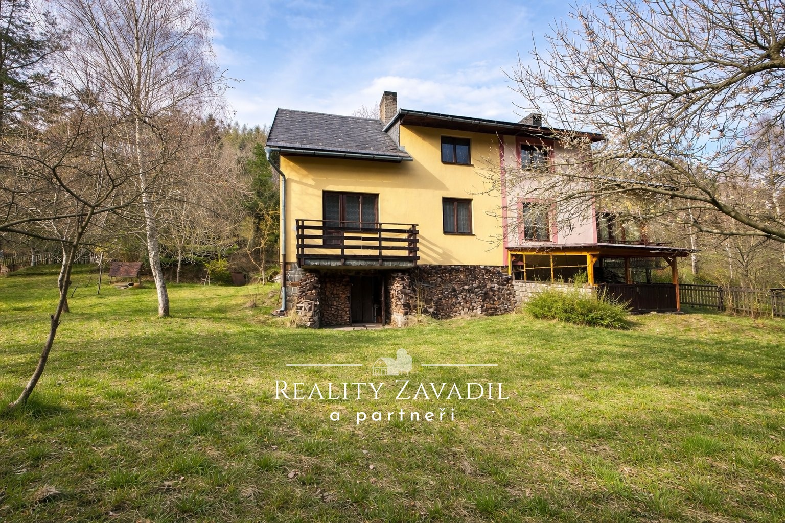 49E2A1B0-CFAA-4980-8F5D-B5E3A7129155