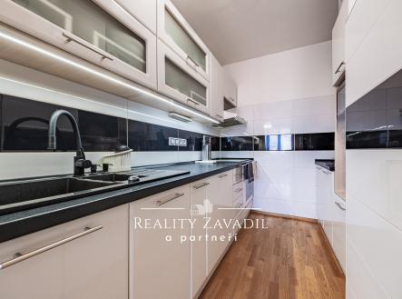 Prodej bytu 3+kk 60 m² + lodžie 3 m², Praha - Michle, ul. Kremnická | Prodej bytu, 3+kk, 63 m²