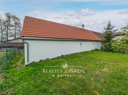 Severní strana domu | Prodej - dům/vila, 70 m²