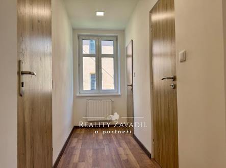 8101c128-d5d0-47a0-9070-aa04f66152f8 | Prodej bytu, 2+kk, 38 m²