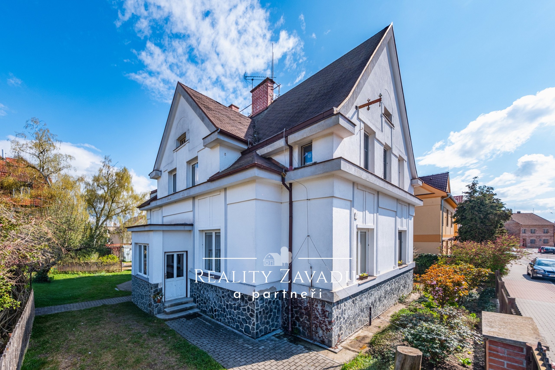 Prvorepubliková vila 216 m², vícegenerační bydlení, pozemek 1.160 m², Chlumec nad Cidlinou IV