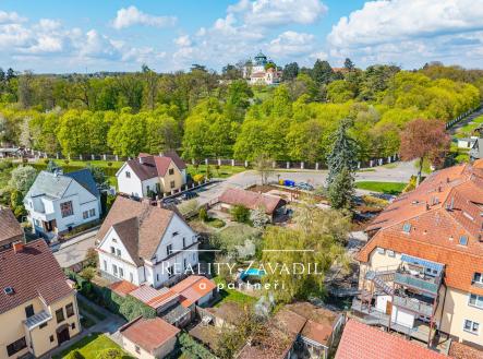 Prvorepubliková vila 216 m², vícegenerační bydlení, pozemek 1.160 m², Chlumec nad Cidlinou IV | Prodej - dům/vila, 216 m²